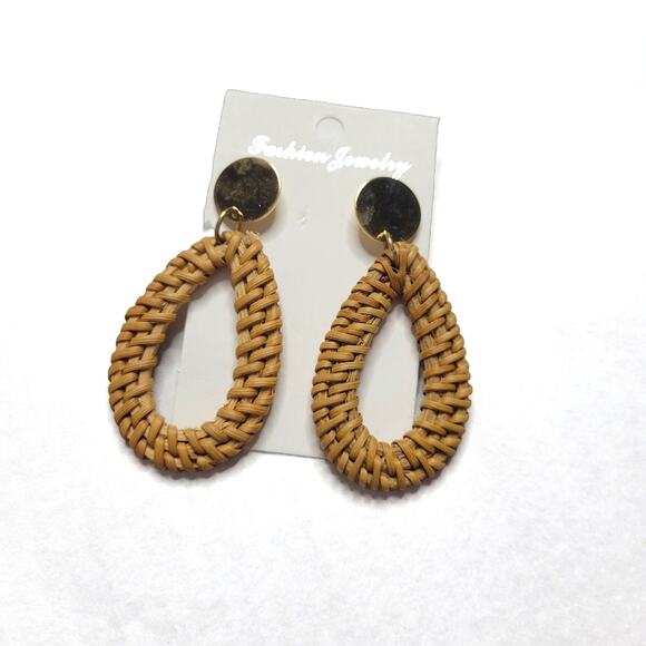 Rattan Teardrop Earrings Lightweight Boho Woven Earrings - Picture 5 of 6